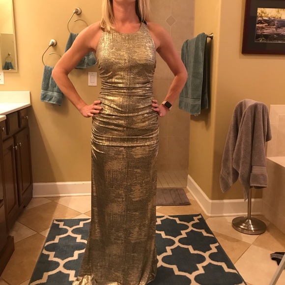 Gold/Black formal gown - Picture 2 of 4